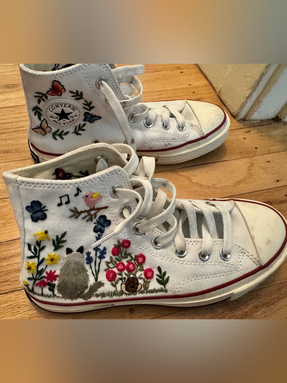 Beautiful Converse White High Top Sneakers with Colorful Floral & Cat Embroidery